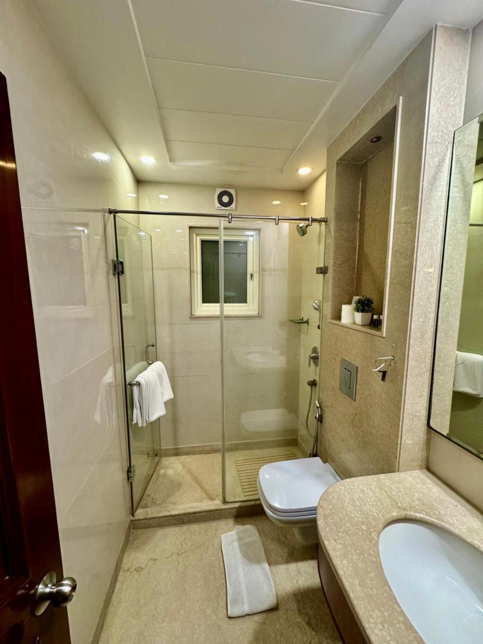 Hotel Florence Inn, Karol Bagh, New Delhi, 2 Min From Metro Extérieur photo