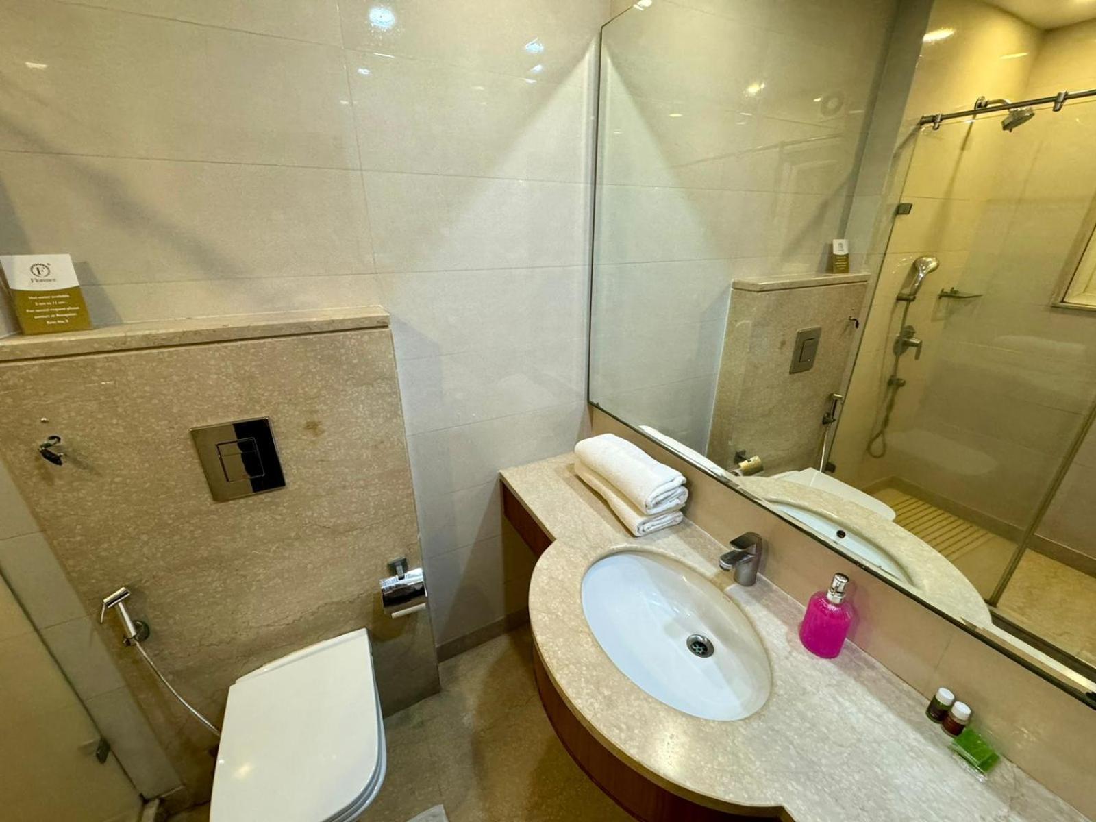 Hotel Florence Inn, Karol Bagh, New Delhi, 2 Min From Metro Extérieur photo