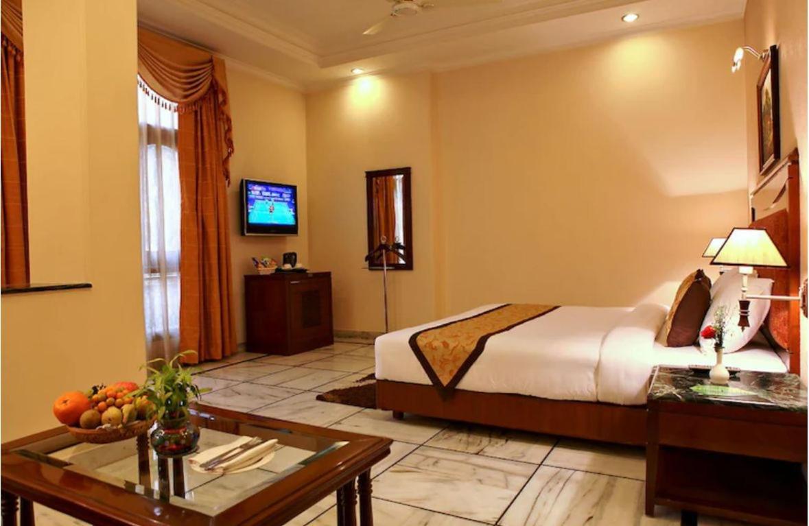 Hotel Florence Inn, Karol Bagh, New Delhi, 2 Min From Metro Extérieur photo