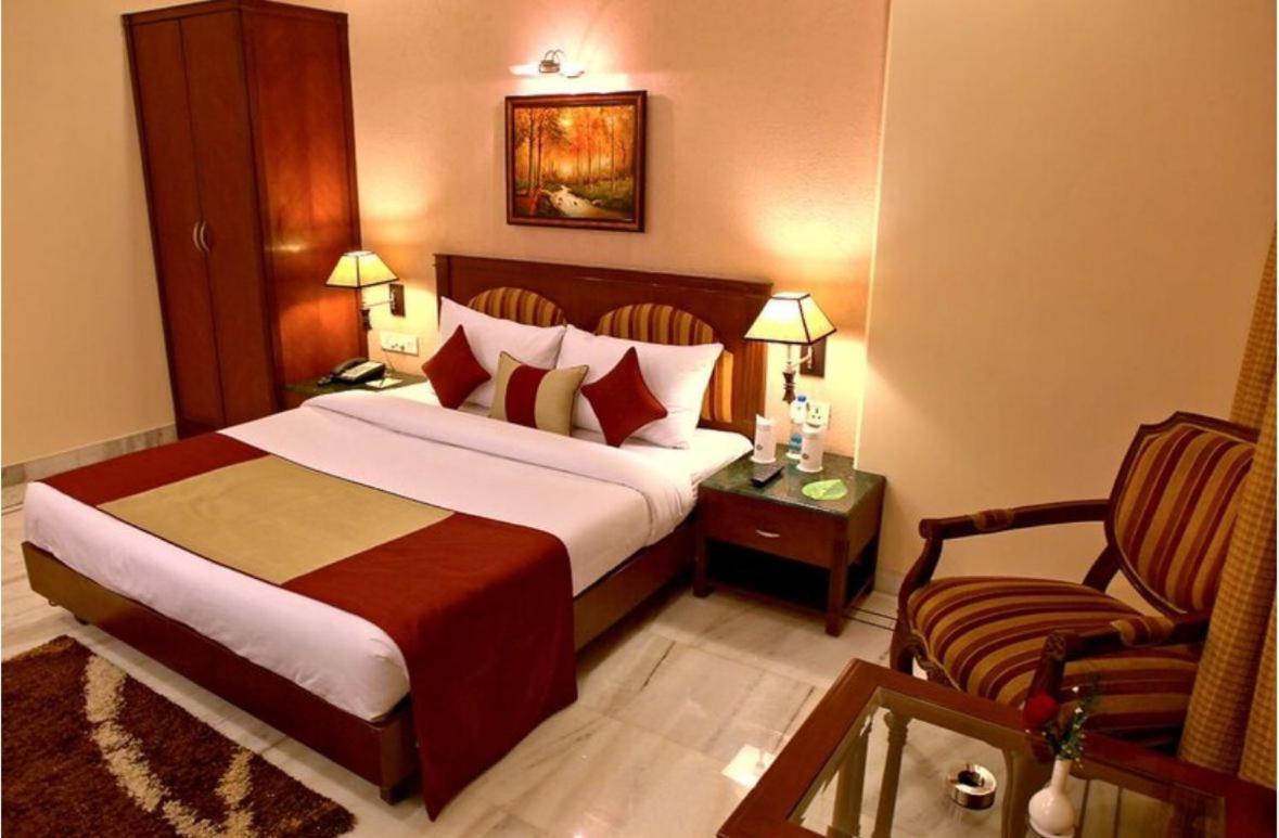 Hotel Florence Inn, Karol Bagh, New Delhi, 2 Min From Metro Extérieur photo